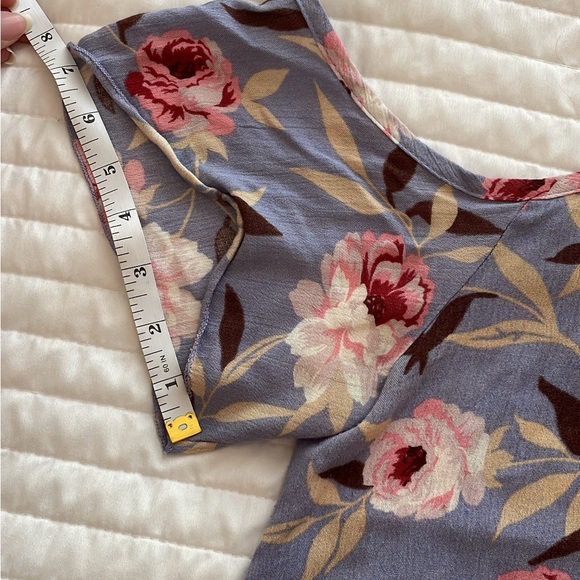 Ambiance cold shoulder top - Picture 8 of 13